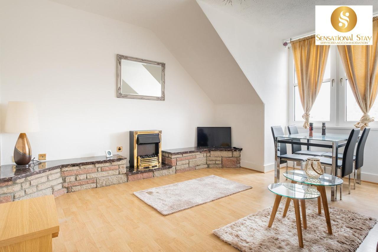 2 Bedroom Apt At Sensational Stay Serviced Accommodation Aberdeen - Clifton Road Exteriör bild