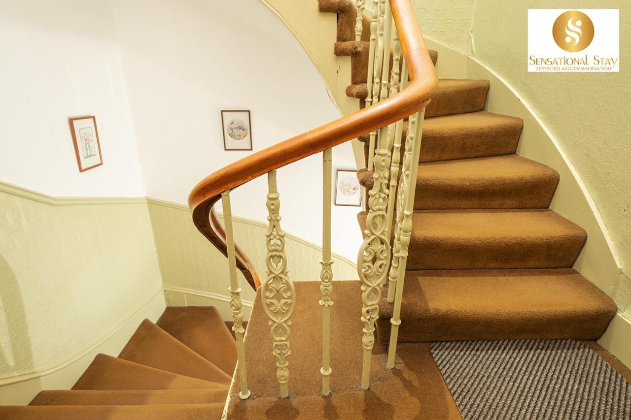 2 Bedroom Apt At Sensational Stay Serviced Accommodation Aberdeen - Clifton Road Exteriör bild